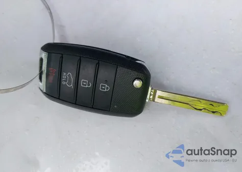 2016 Kia Sedona Lx из США, поврежденный, VIN KNDMB5C15G6153803